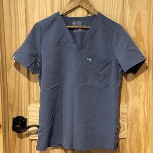 Woman’s Figs Scrub Top